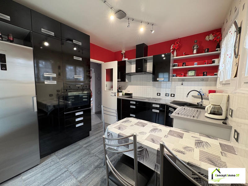 Maison - 86 m² - 5 pièces