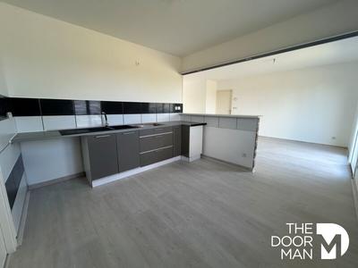 Maison - 98 m² - 5 pièces