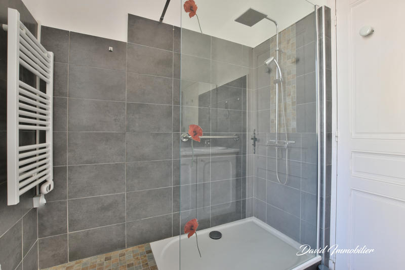 Appartement - 140 m² - 5 pièces