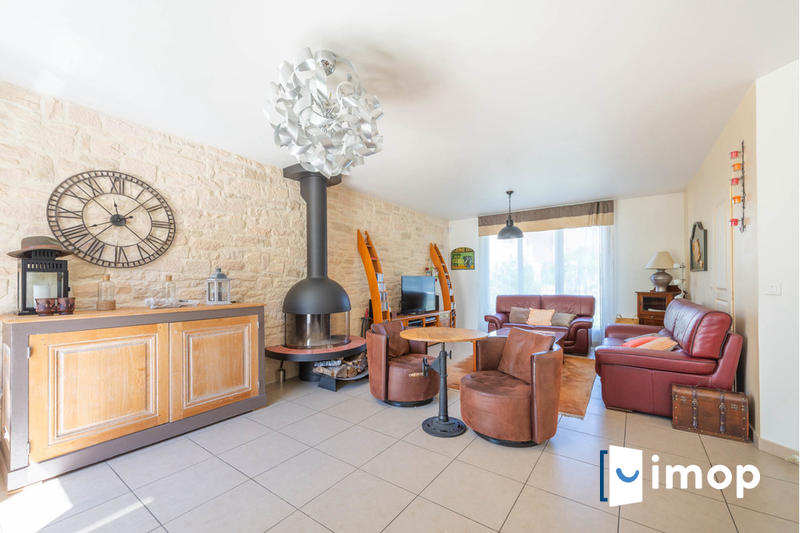 Maison - 189 m² - 7 pièces