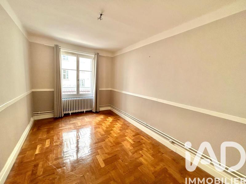 Appartement - 96 m² - 5 pièces
