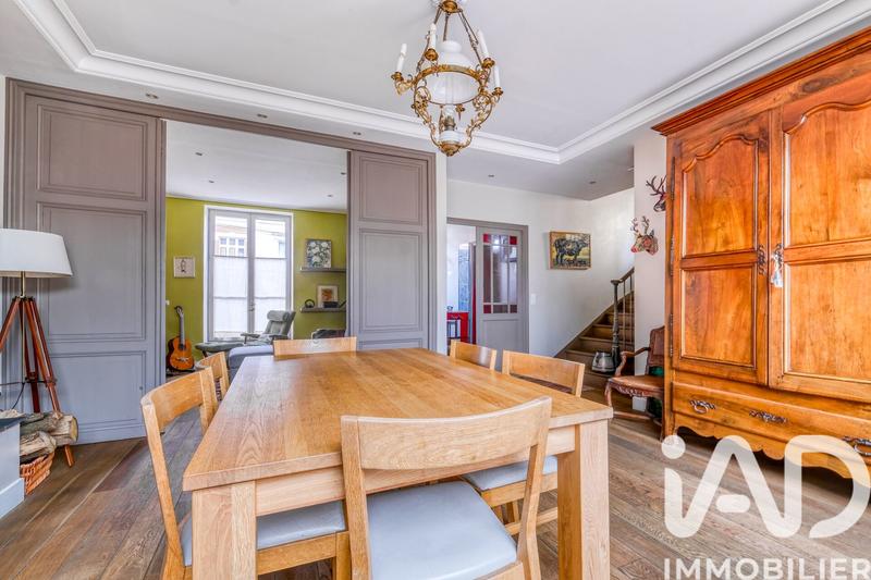 Maison - 180 m² - 7 pièces