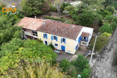 Maison - 300 m² - 7 pièces