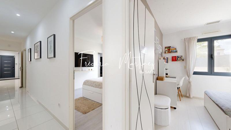 Maison - 173 m² - 5 pièces