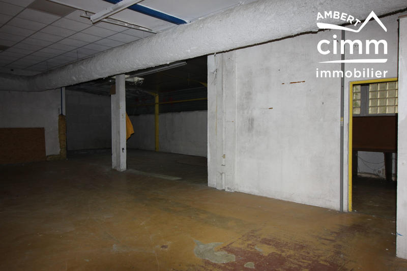 Local commercial - 940 m² - 2 pièces