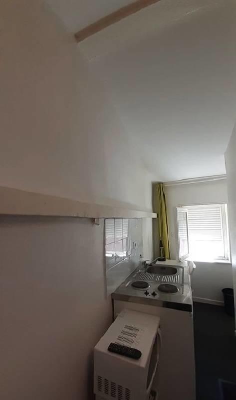 Studio - 15 m² - 1 pièce