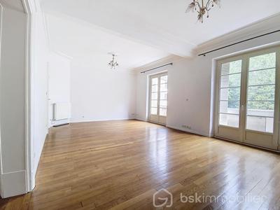 Appartement - 116 m² - 5 pièces