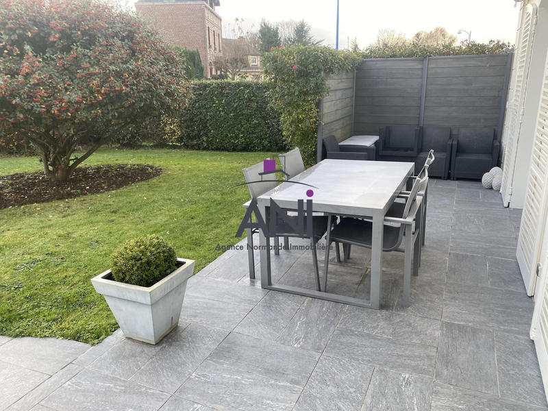 Maison - 178 m² - 7 pièces