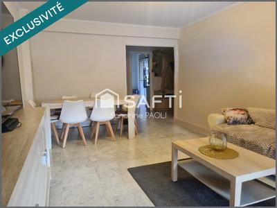 Appartement - 85 m² - 4 pièces