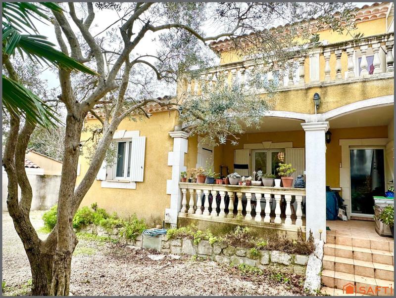 Maison - 92 m² - 4 pièces