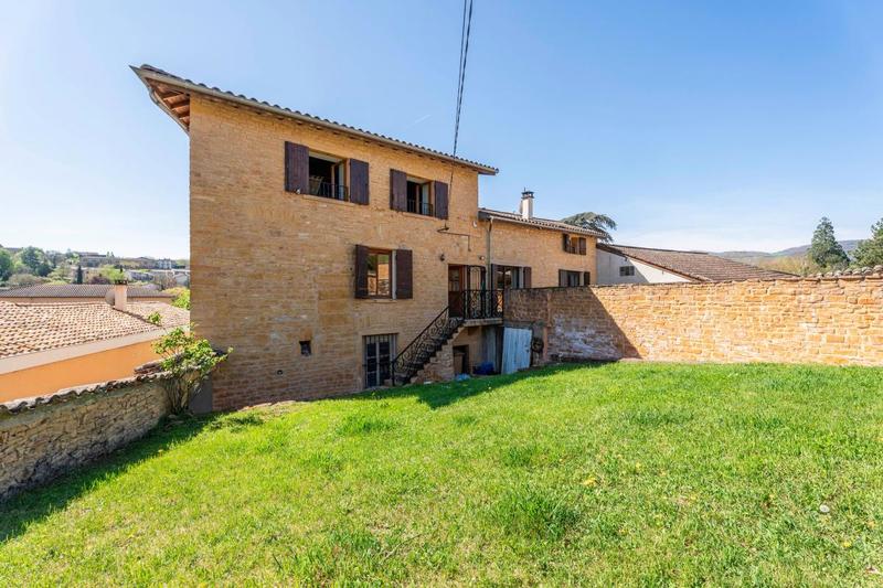 Maison - 186 m² - 5 pièces