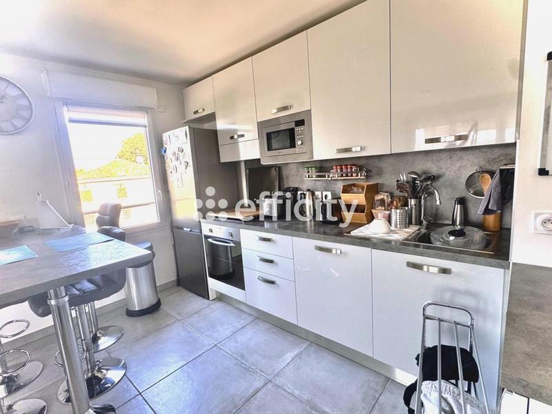 Appartement - 57 m² - 3 pièces