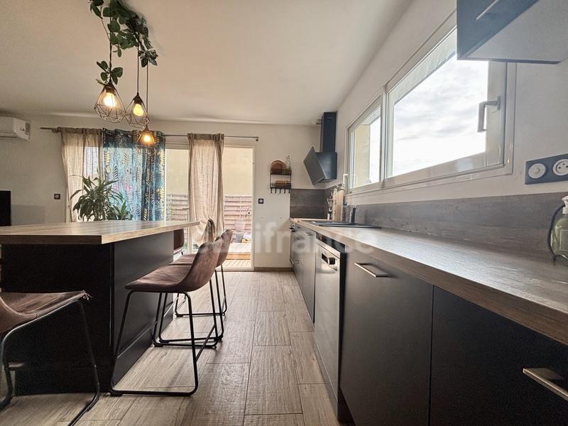 Maison - 98 m² - 5 pièces