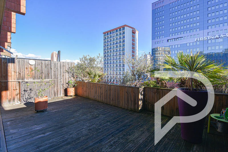 Appartement - 162 m² - 5 pièces