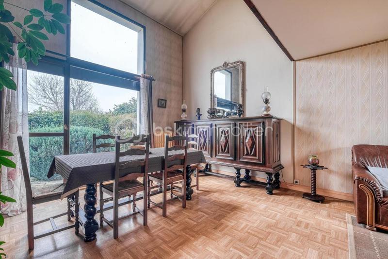 Maison traditionnelle - 79 m² - 4 pièces