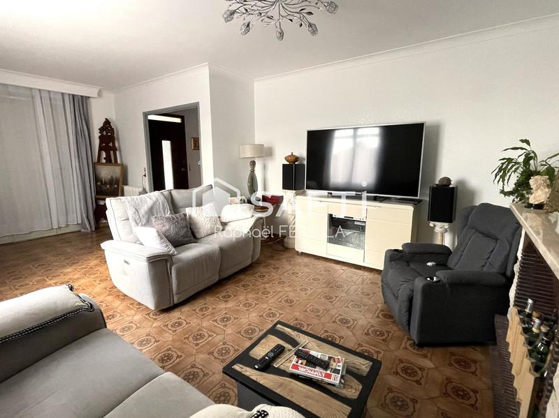 Maison - 137 m² - 5 pièces