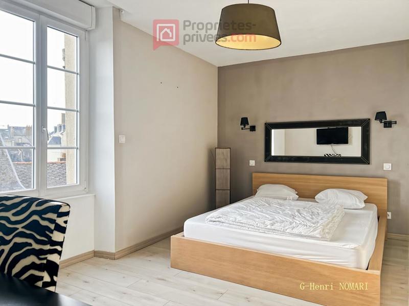 Immeuble - 220 m² - 11 pièces