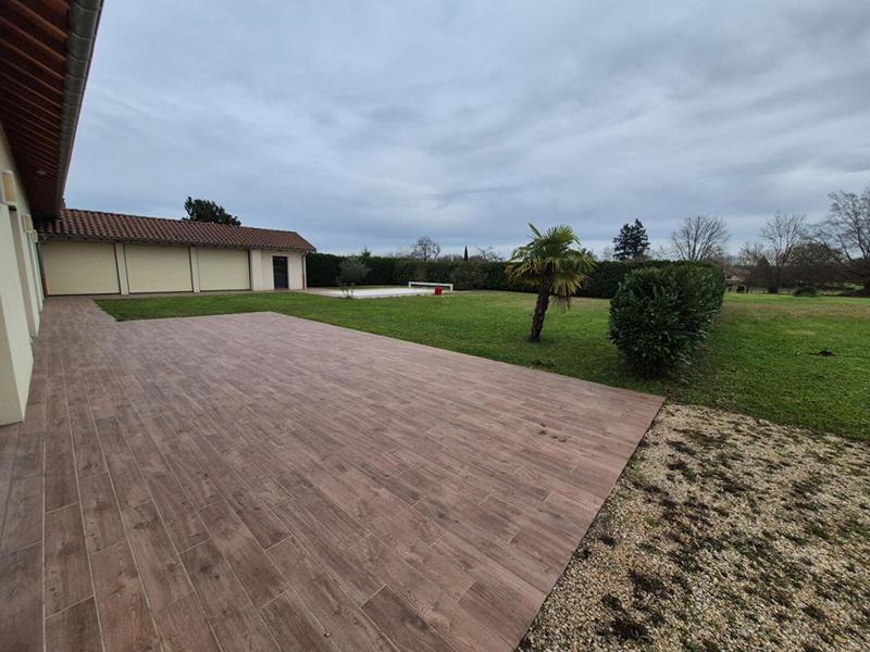 Maison - 445 m² - 14 pièces