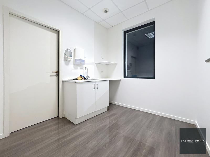 Local commercial - 77 m²