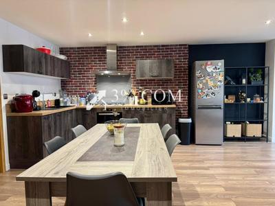 Appartement - 87 m² - 3 pièces