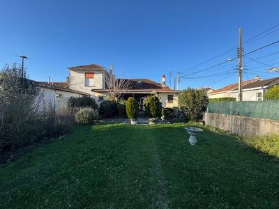 Maison - 158 m² - 7 pièces