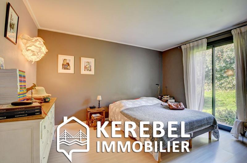 Maison - 180 m² - 7 pièces