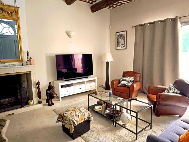 Maison - 281 m² - 8 pièces