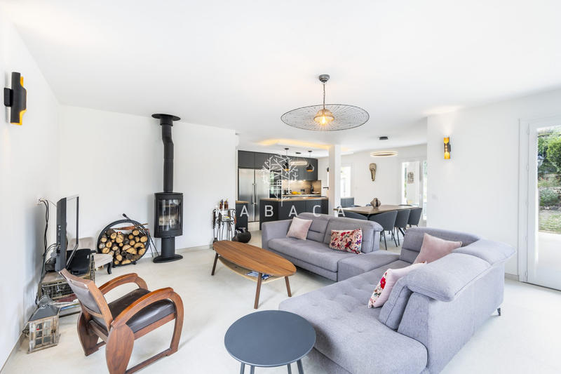 Maison - 176 m² - 6 pièces