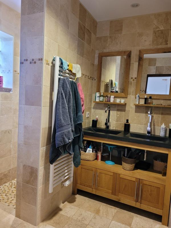 Maison - 210 m² - 9 pièces