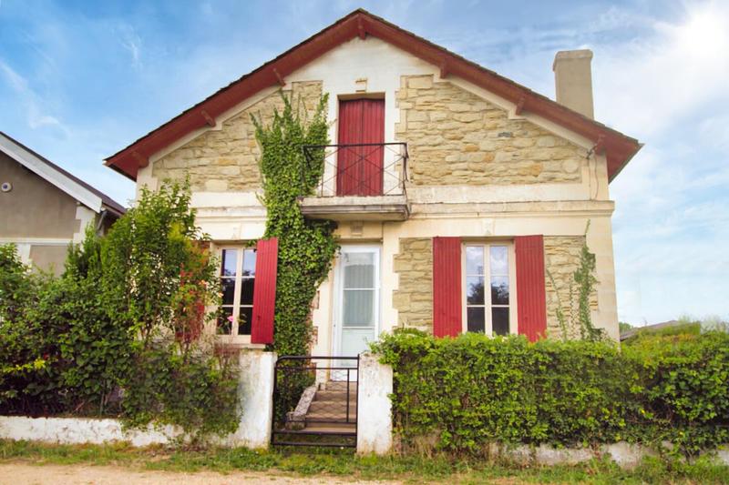 Maison - 88 m² - 4 pièces