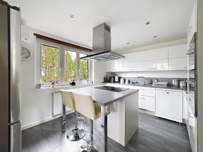 Maison ancienne - 142 m² - 8 pièces