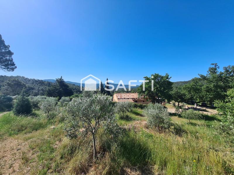 Maison - 230 m² - 5 pièces