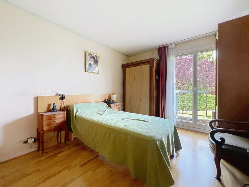 Appartement - 94 m² - 5 pièces