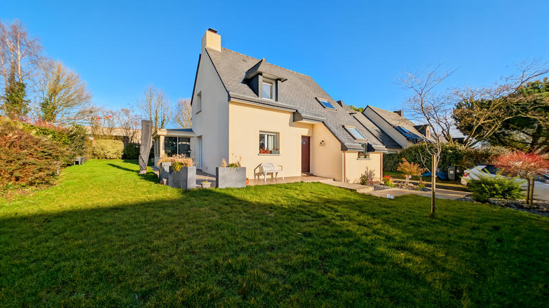 Maison - 146 m² - 7 pièces