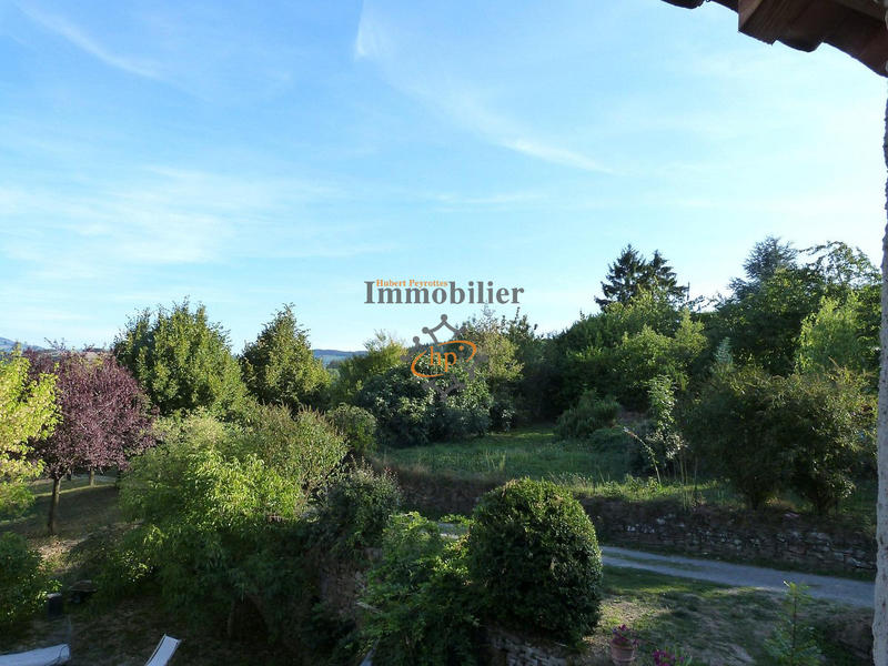 Propriété - 305 m² - 11 pièces