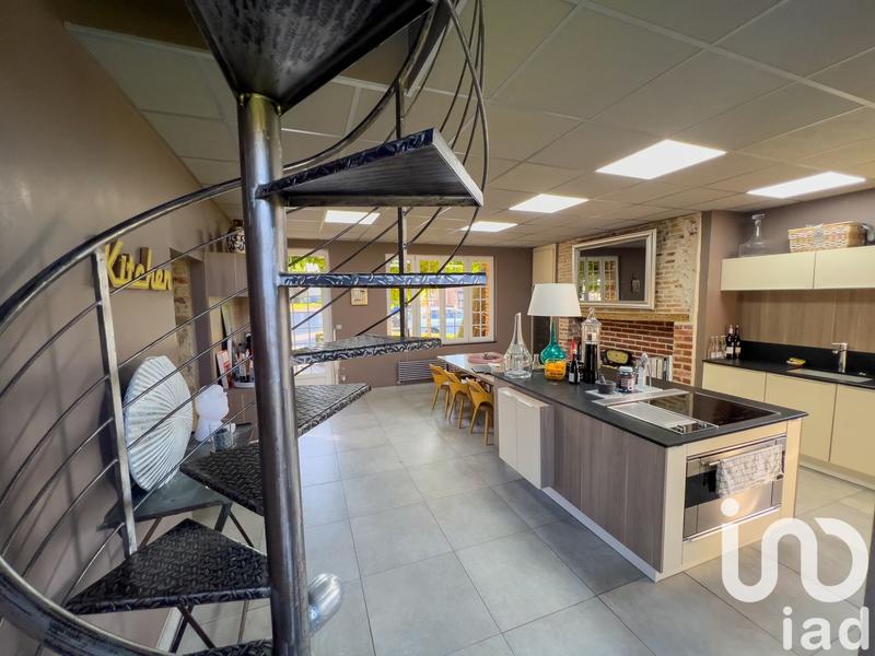 Maison - 513 m² - 11 pièces