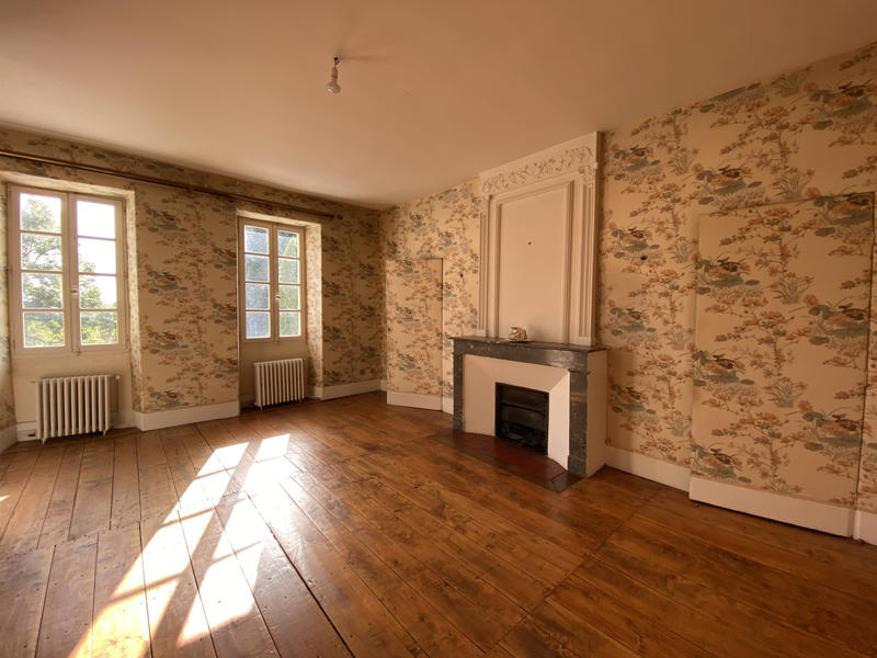 Maison - 550 m² - 18 pièces