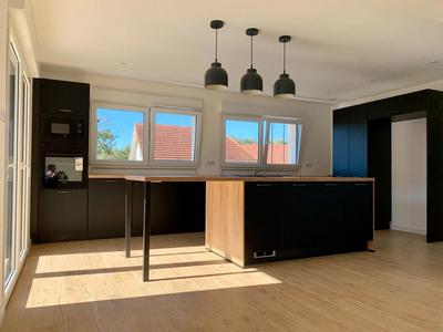 Maison - 184 m² - 6 pièces