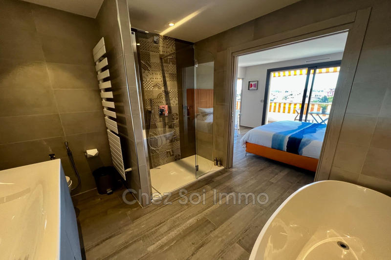 Appartement - 150 m² - 4 pièces