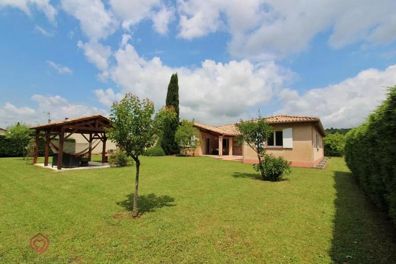 Villa - 190 m² - 7 pièces