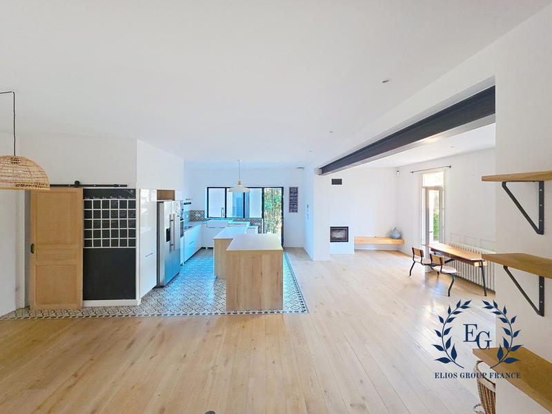 Maison - 166 m² - 5 pièces