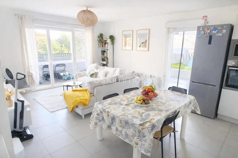 Appartement - 74 m² - 4 pièces