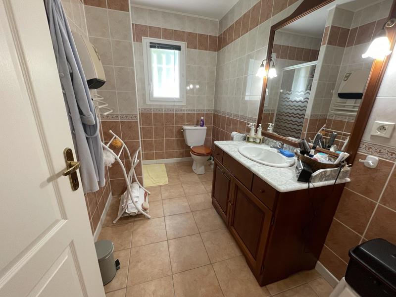 Villa - 180 m² - 6 pièces