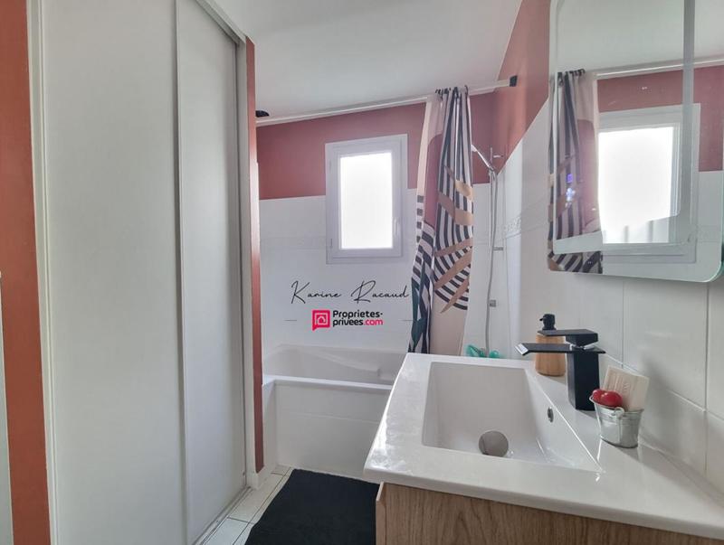 Maison - 95 m² - 5 pièces