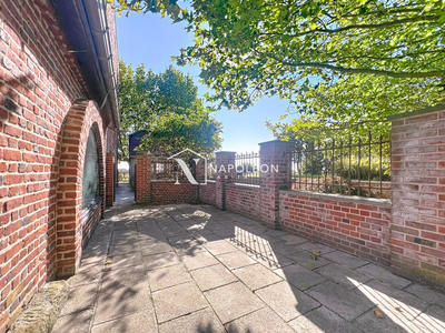 Maison ancienne - 350 m² - 10 pièces