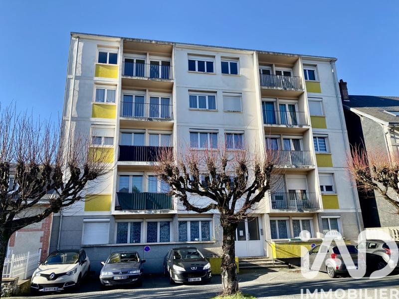 Appartement - 94 m² - 5 pièces