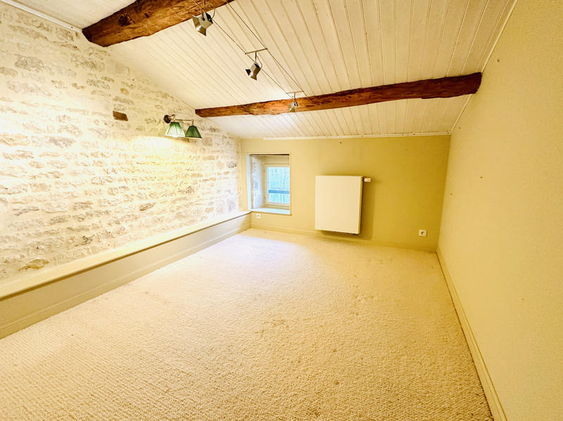 Maison - 197 m² - 8 pièces