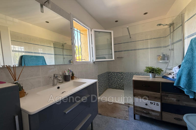 Villa - 168 m² - 7 pièces