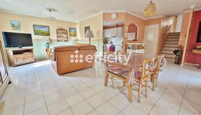 Maison - 137 m² - 6 pièces