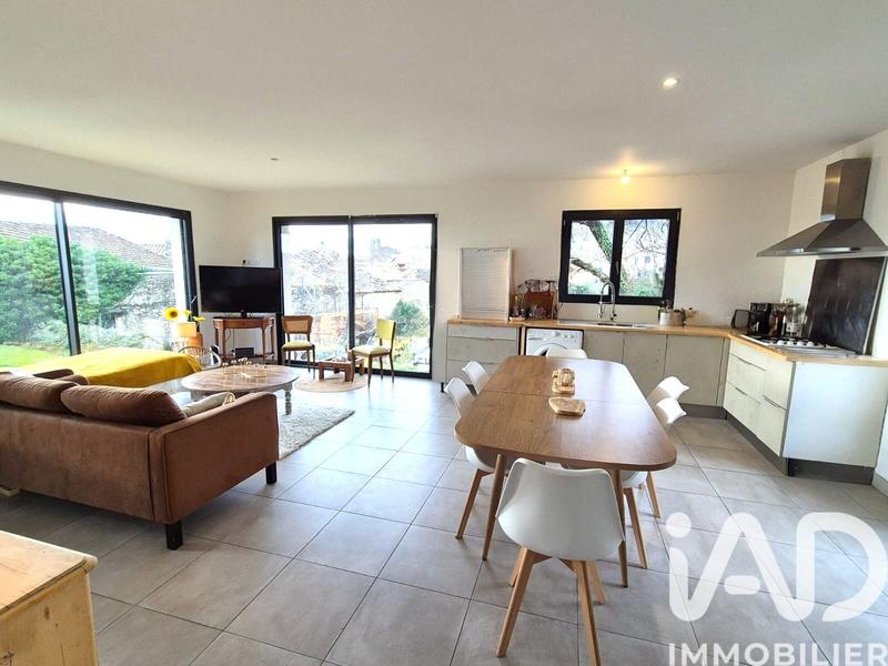 Maison - 89 m² - 4 pièces